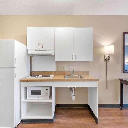Extended Stay America Premier Suites - Union City - Dyer St Экстерьер фото