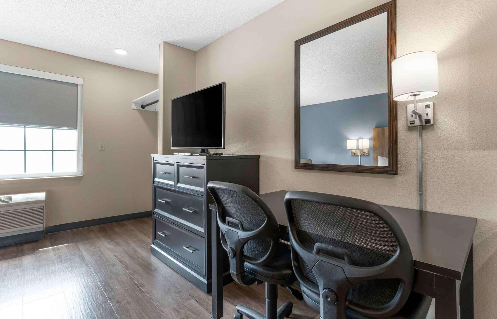 Extended Stay America Premier Suites - Union City - Dyer St Экстерьер фото