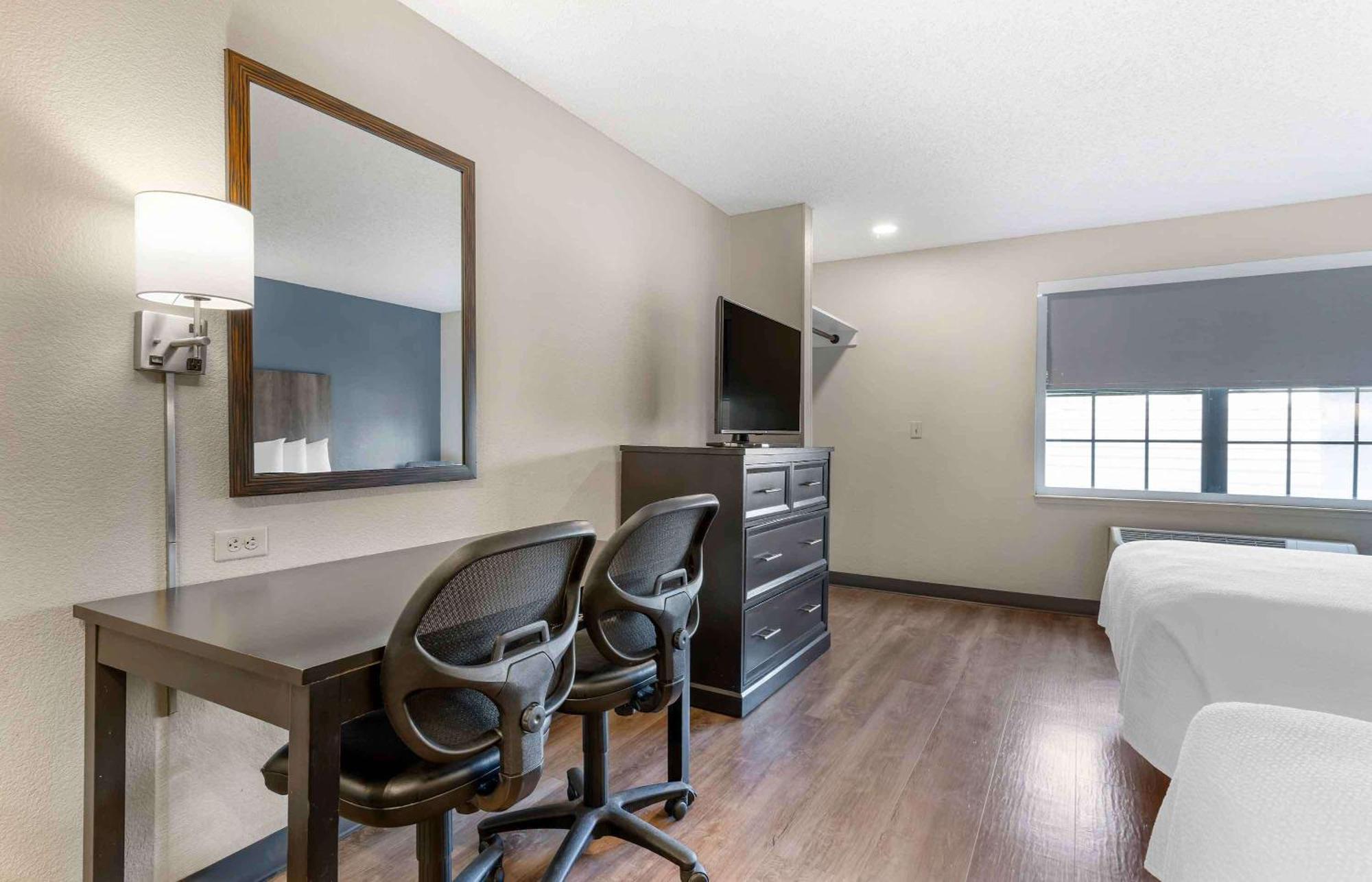 Extended Stay America Premier Suites - Union City - Dyer St Экстерьер фото