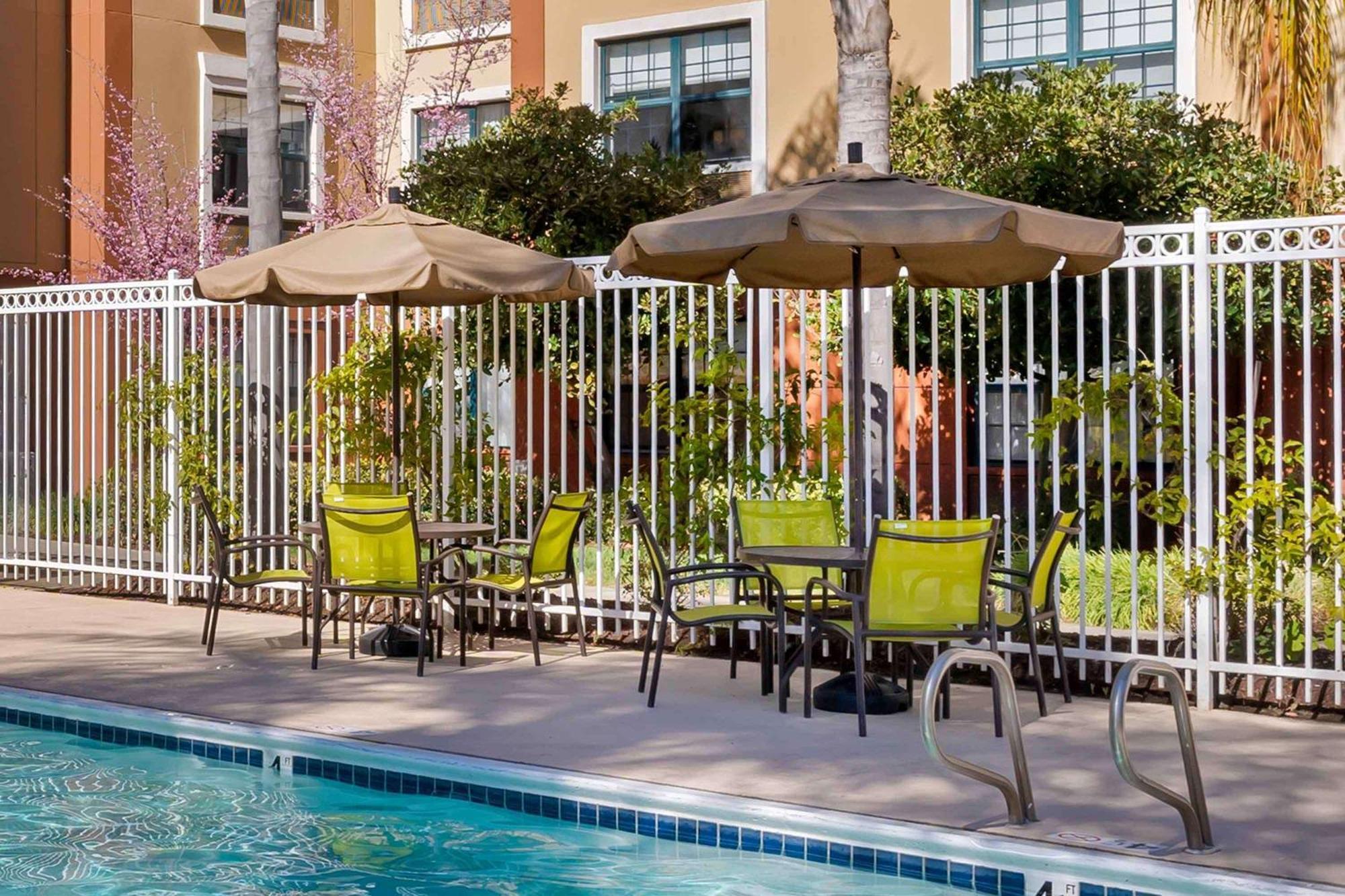Extended Stay America Premier Suites - Union City - Dyer St Экстерьер фото