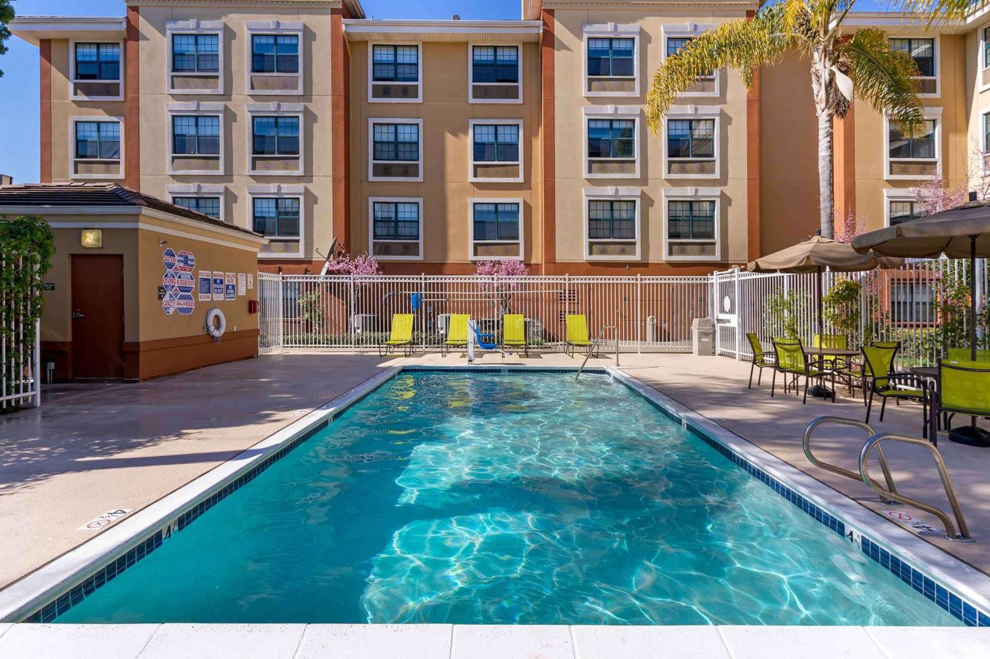 Extended Stay America Premier Suites - Union City - Dyer St Экстерьер фото