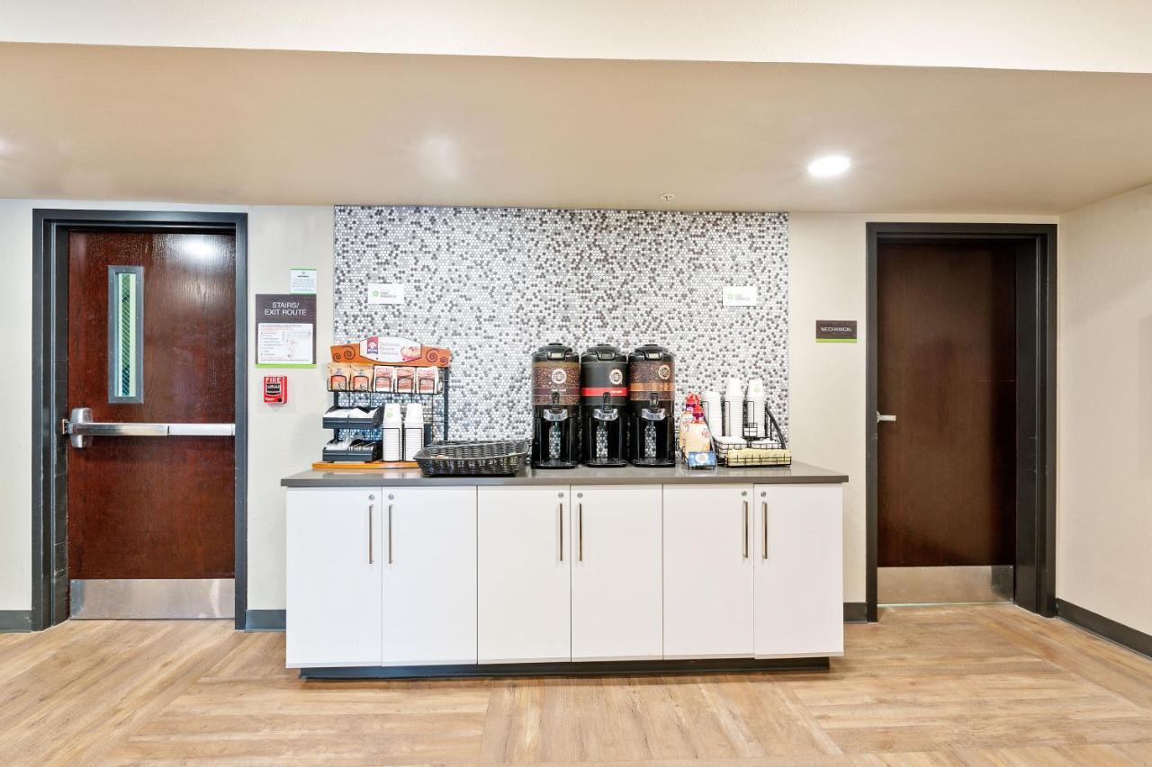 Extended Stay America Premier Suites - Union City - Dyer St Экстерьер фото